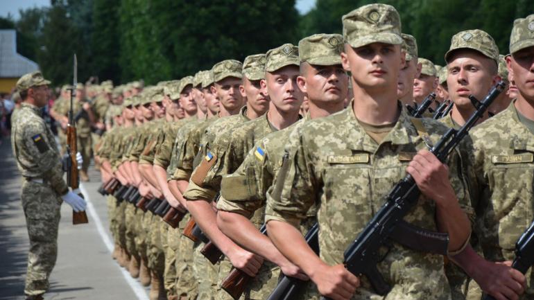 Вступникам до вишів дали відстрочку від весняного призову