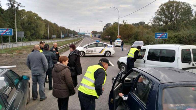 &laquo;Діти біжать додому зі школи та плачуть&raquo; &ndash; мешканці Калинівки про пожежу біля військових складів