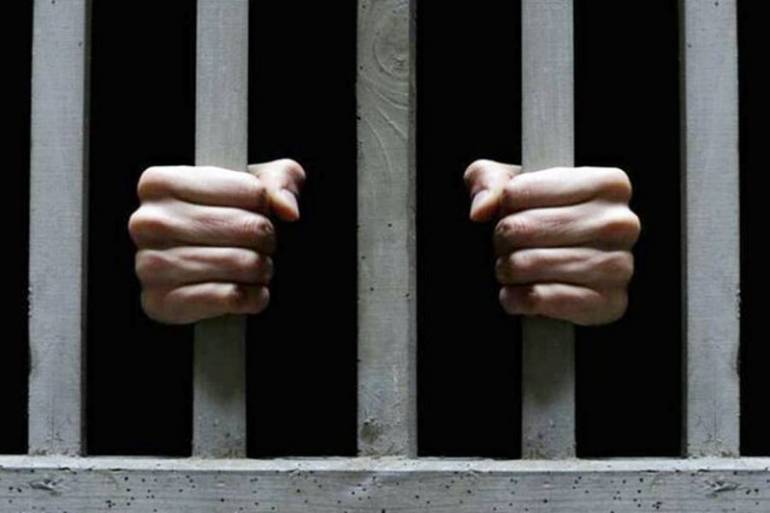 За критику влади пропонують саджати за ґрати