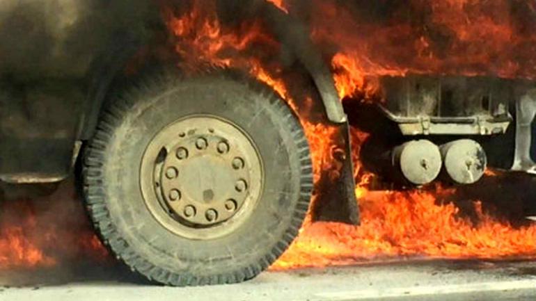 На Вінниччині горів бензовоз: постраждав водій