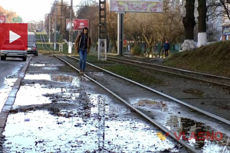 зупинка на Максимовича у Вінниці фото