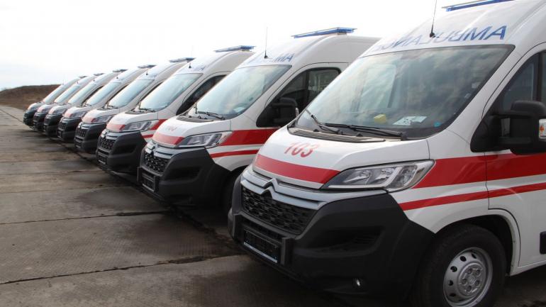 На обслуговування автопарку Вінницький обласний центр екстреної медичної допомоги готовий витратити близько 19 мільйонів гривень