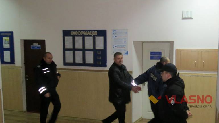 Затриманому голові Козятинської райради обрали запобіжний захід **