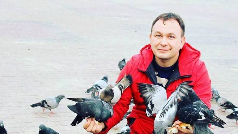 На Тернопільщині священник знімає кулінарний блог