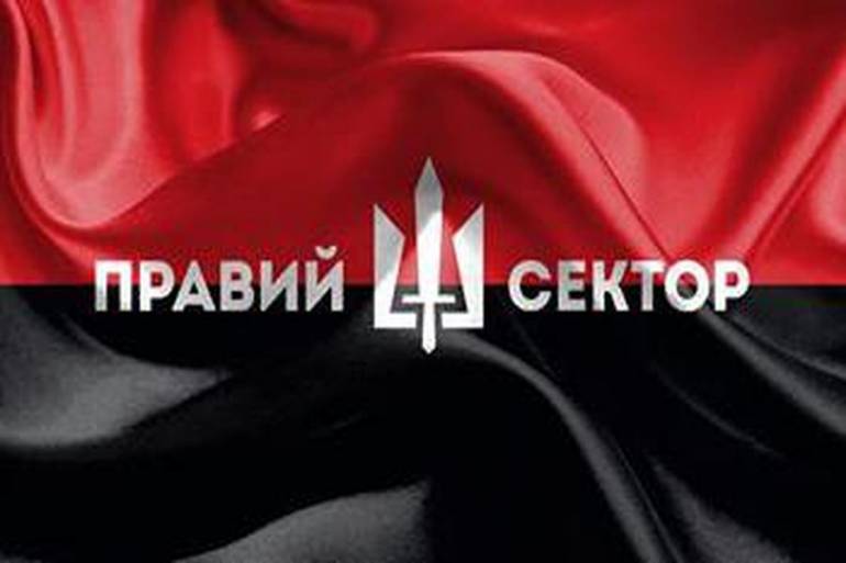 Повістки про мобілізацію допомагають розносити бійці  Крайової команди УНСО