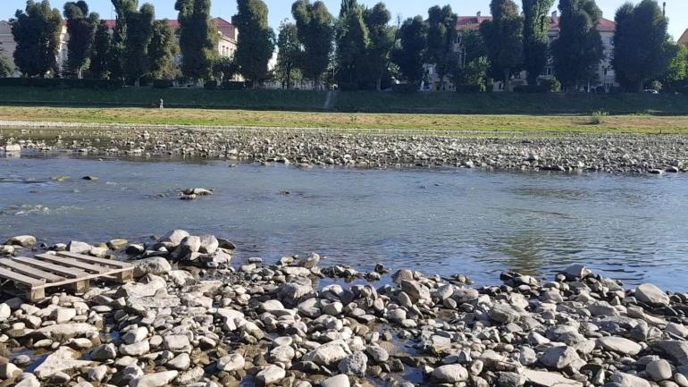 Рівень води в українських річках &mdash; найнижчий за останні сто років