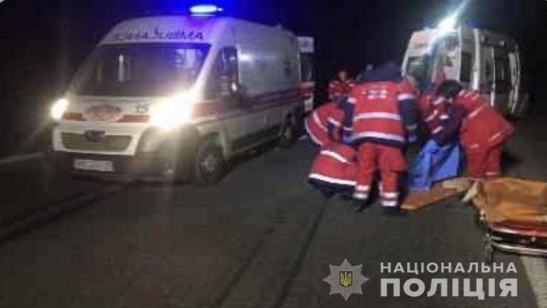 На Вінниччині невідомий збив на смерть жінку та втік з ДТП