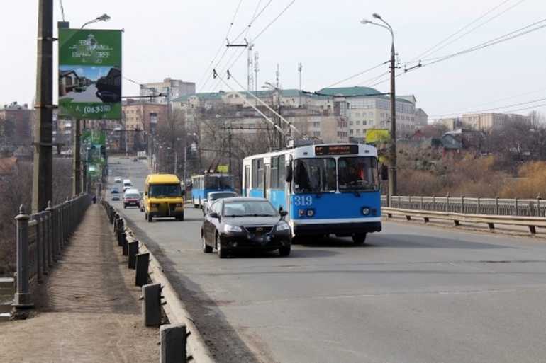Київський міст у Вінниці фото