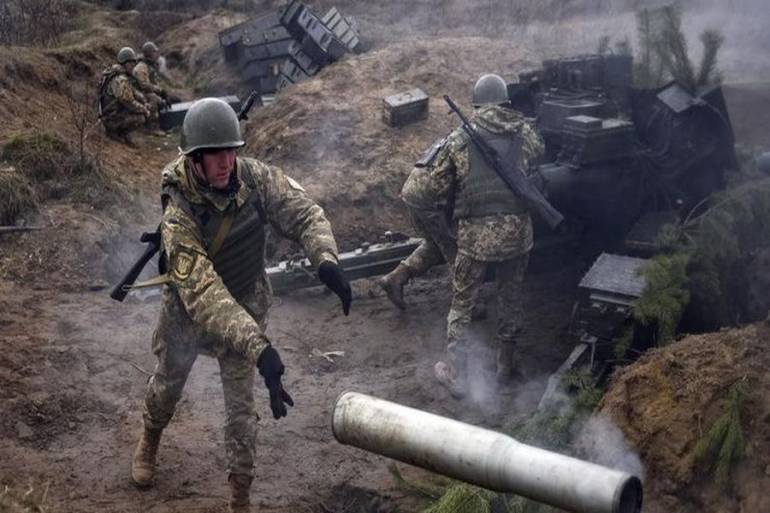За минулу добу ситуація в зоні АТО загострилася, троє українських військових загинуло