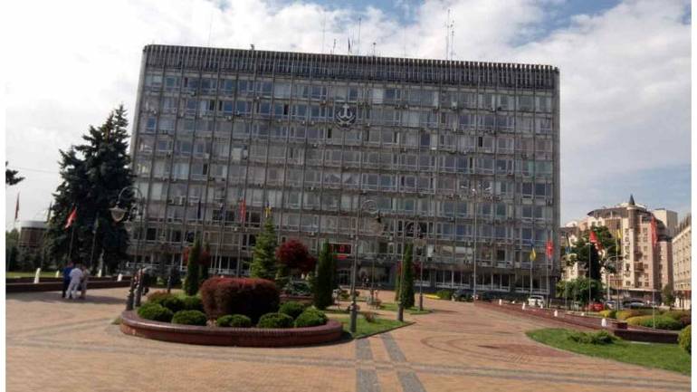 Велопарковки біля вінницької міськради не буде