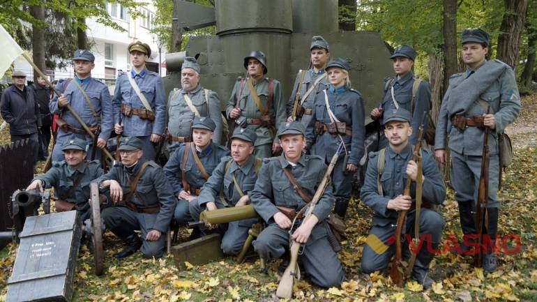 Українські війська розгромили &laquo;червоних&raquo; та &laquo;білих&raquo; у Вінниці (ФОТО)