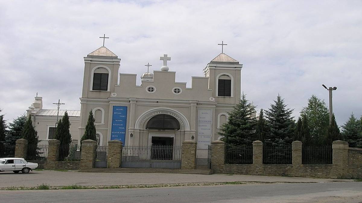 На Вінниччині у XVII столітті в Чернівцях постав мурований костел