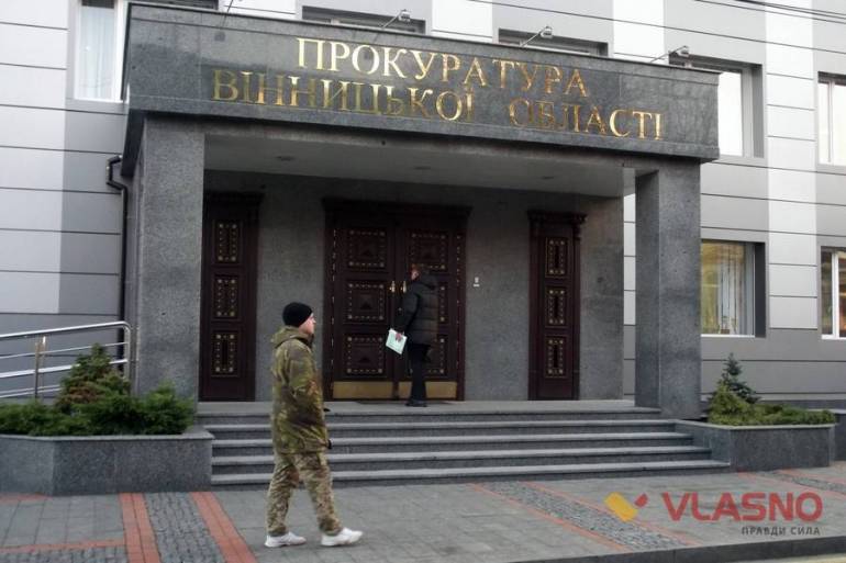 Прокуратура Вінницької області наполягає на взяття під варту поліцейського якого звинувачують у вбивстві