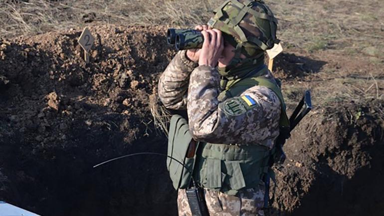 Українські позиції на Донбасі потрапили під гранатометний обстріл
