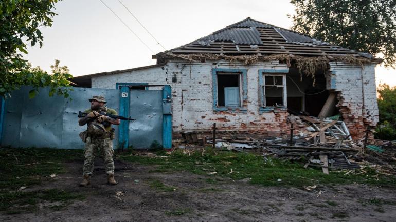 На Сумському напрямку ворог щодня гатить з далекобійної артилерії та мінометів