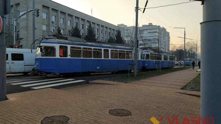 У Вінниці стали трамваї: містяни запанікували (ФОТО)