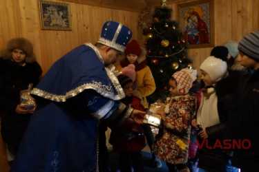 маєток святого Миколай у селі Пістинь фото