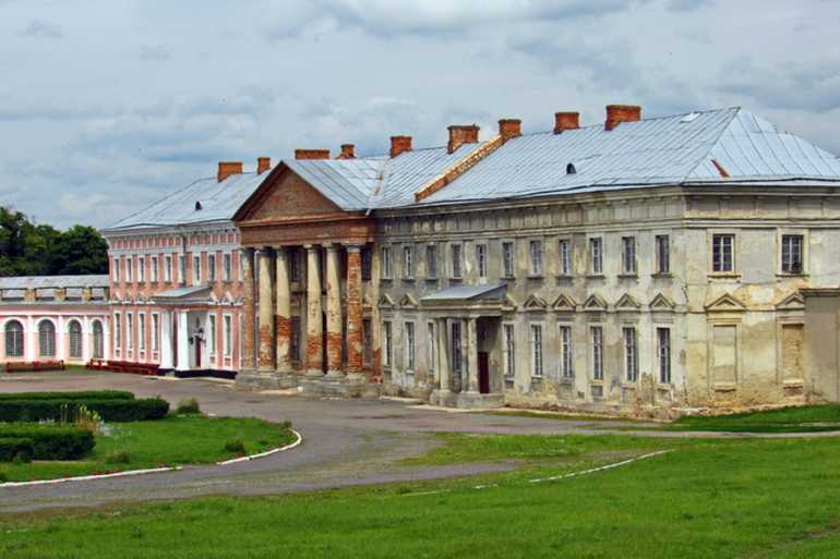 палац Потоцьких у Тульчині фото