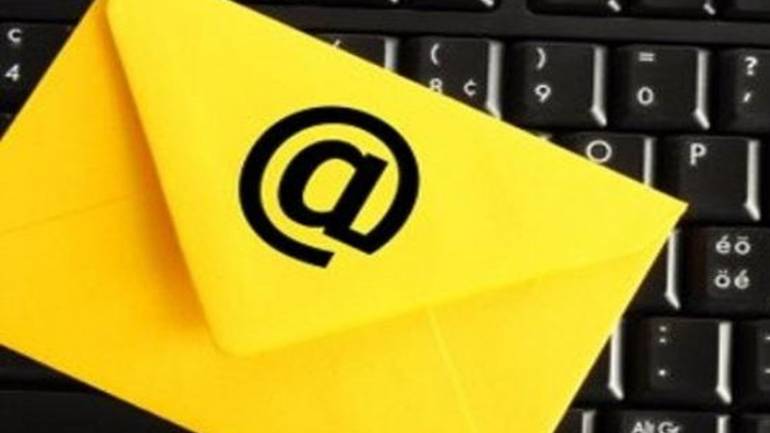 Українці зможуть спілкуватись з владою онлайн