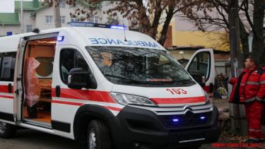 На Вінниччині поліцейські вибили двері, щоб врятувати жінку, в якої трапився инсульт