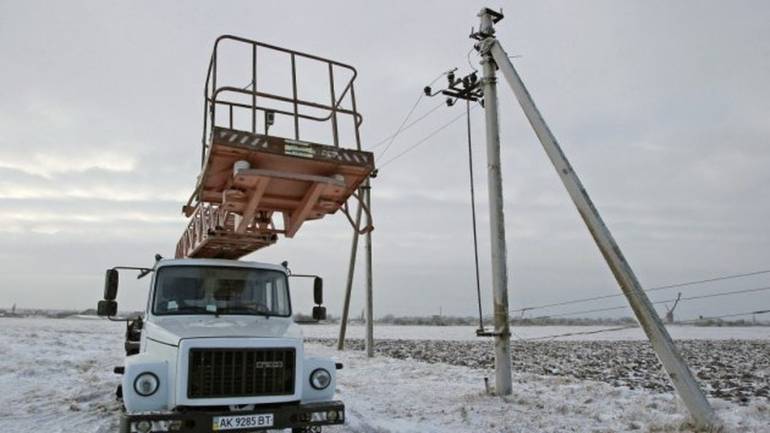В Україні 170 населених пунктів залишилось без електропостачання