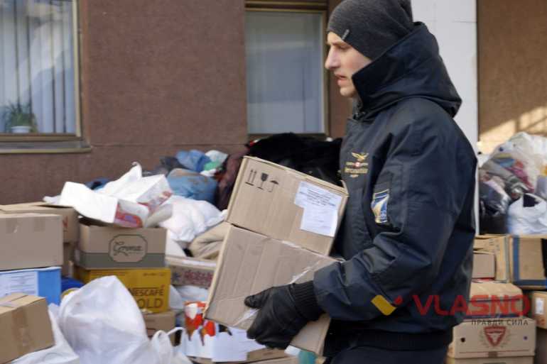 гуманітарна допомога з Вінниці в Авдіївку фото