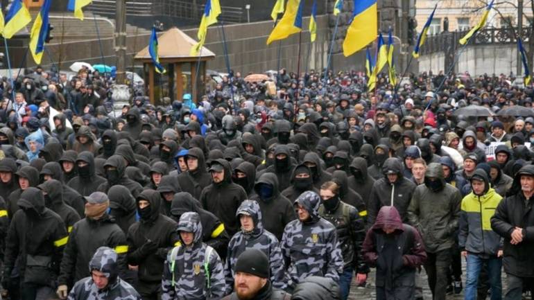 У Києві активісти вимагають покарати винних у розкраданні в оборонній сфері