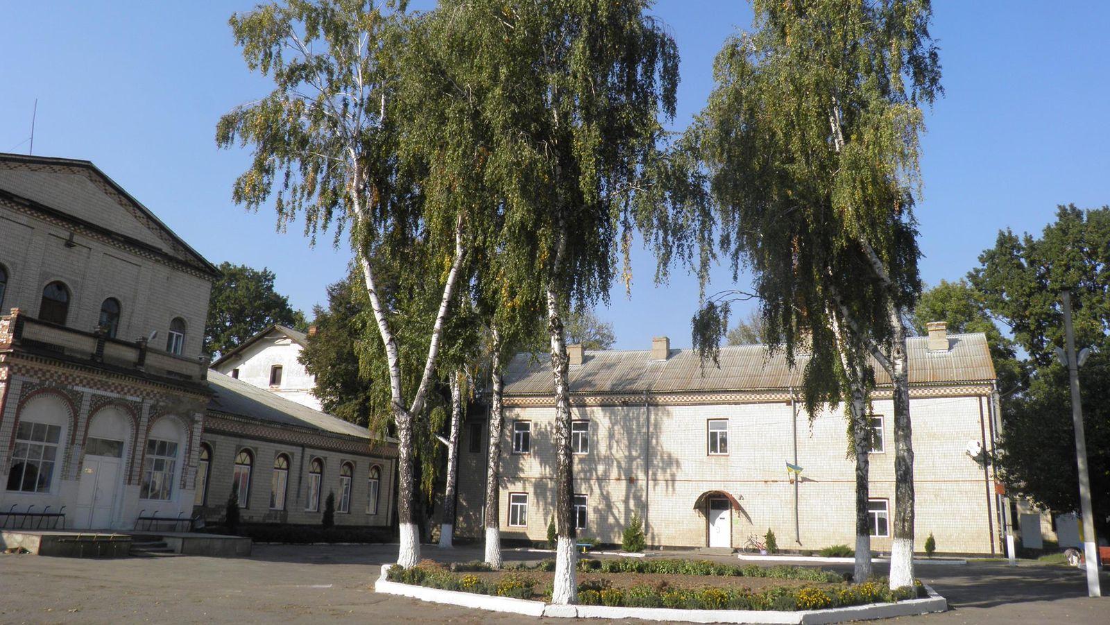 Корпус Дашівського навчально-реабілітаційного центру відремонтують за понад мільйон гривень