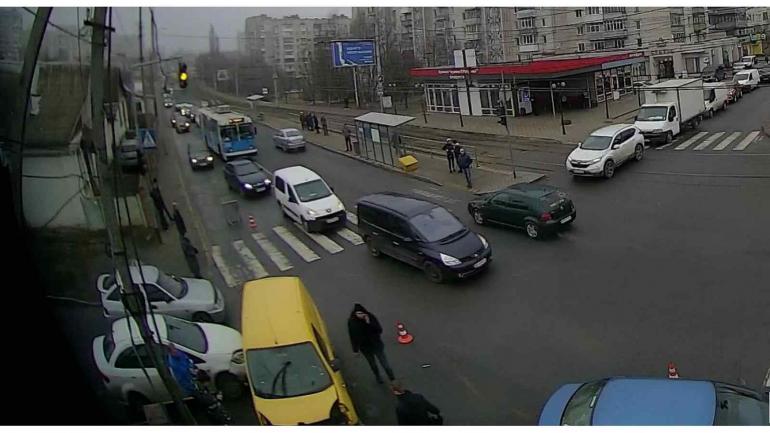 У Вінниці стався затор через автопригоду на Вишенці