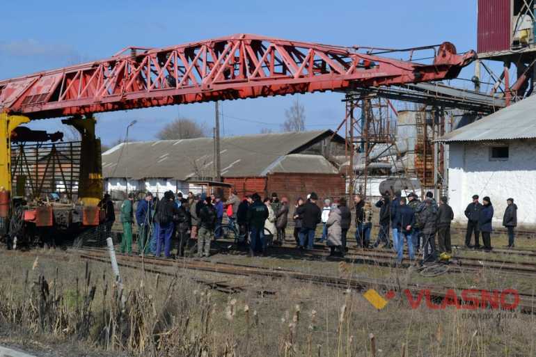 перекриття залізничних колій у Турбові фото