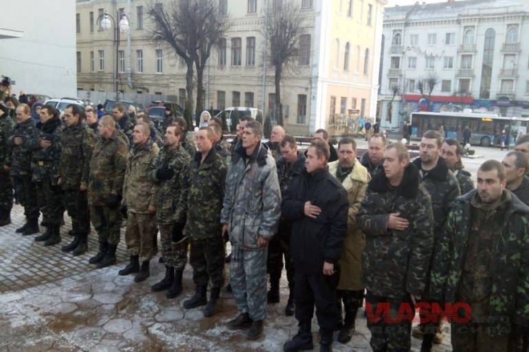 42 бійці дев'ятого батальйону територіальної оборони Вінниці повернулись додому