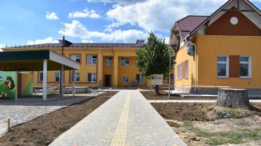 На Вінниччині вісім років &ldquo;перетворюють&rdquo; поліклініку на дитсадок
