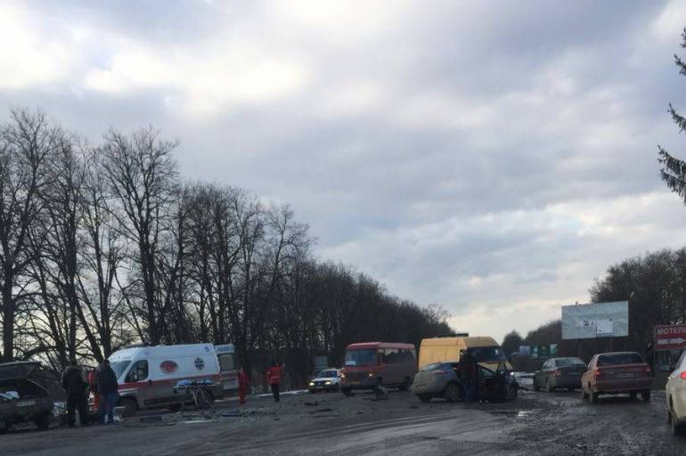 Під Вінницею сталася смертельна ДТП