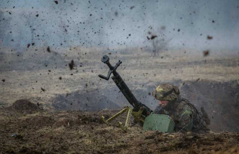 На Маріупольському напрямку позиції українських військових обстріляли із мінометів 