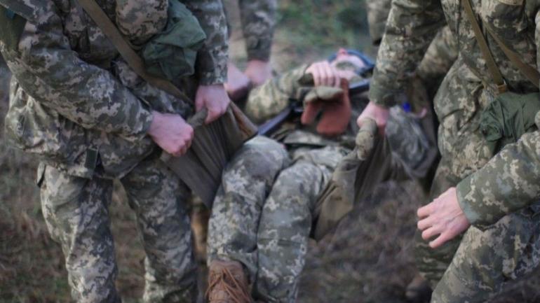 В зоні ООС минулої доби підірвався на невідомому вибуховому пристрої військовий