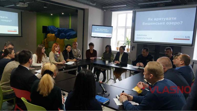 Каналізація та вигул собак: вінничани стурбовані станом Вишенського озера (ФОТО)