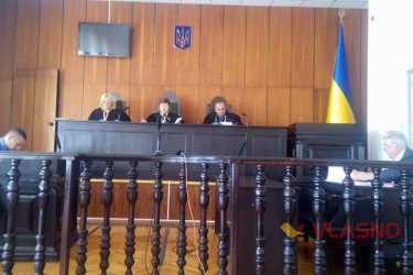 суд у справі депутата Володимира Криська фото