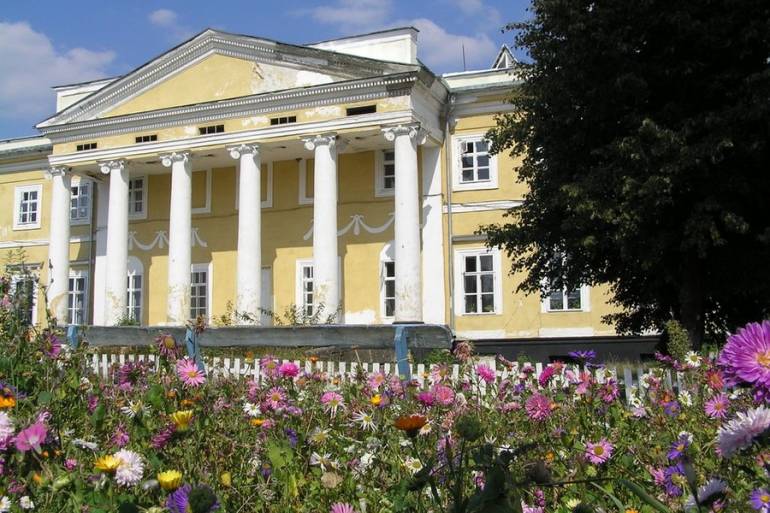 Вашингтонський Білий дім пустив коріння на Вінниччині фото