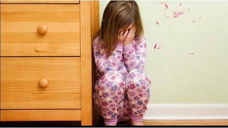 На Одещині 10-річна дівчинка впала в алкогольну кому