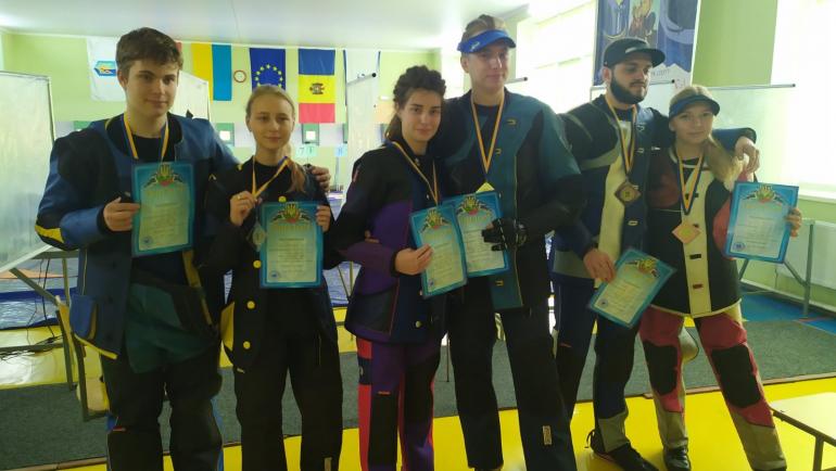 На 15-річчя Вінницької стрілецької школи виграли домашній чемпіонат України