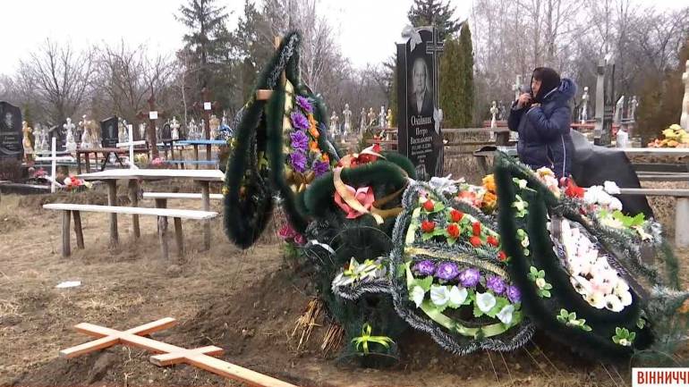 На Вінниччині після візиту батька учениці померла 46-річна вчителька