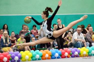 турнір з художньої гімнастики Золота стрічка фото