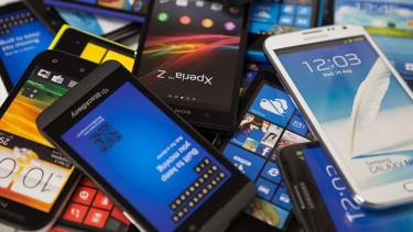 В Україні впали ціни на топові смартфони