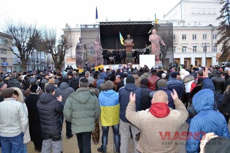 10 фактів, які ви не знали про вінницький Майдан