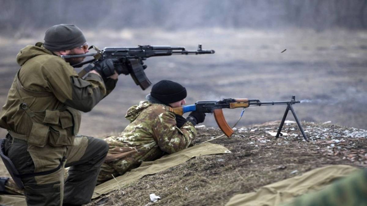 Доба в зоні АТО: від кулі російського снайпера загинув український військовослужбовець