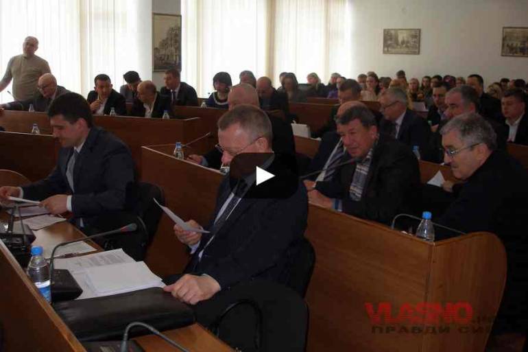Міська влада продає землю біля Вишенського озера