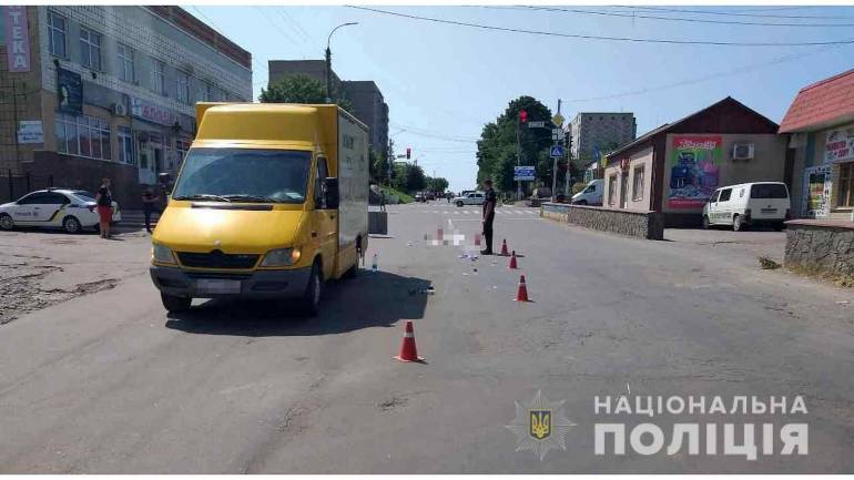 Вінницький водій збив пенсіонерку: жінка переходила дорогу у невстановленому місці