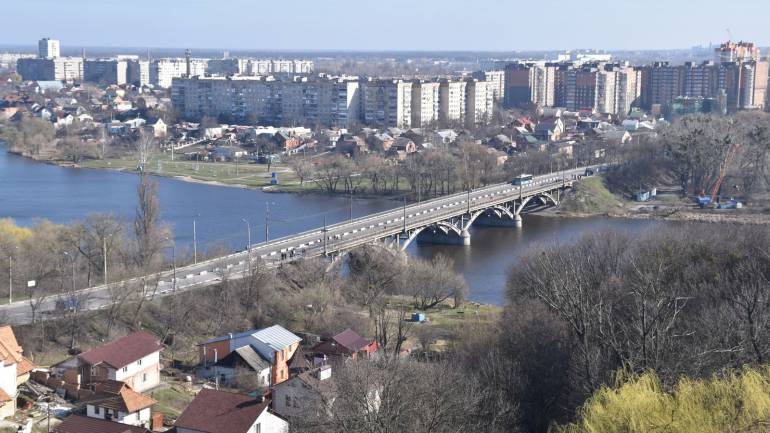 Київський міст перекриють на свято Купала