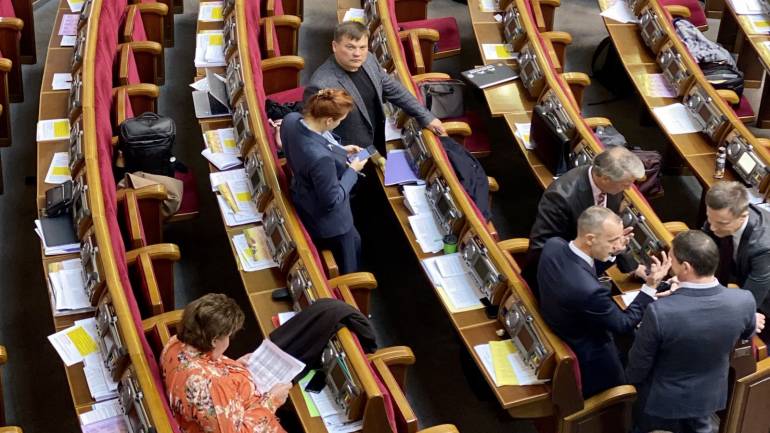 Розширення можливостей самопредставництва органів влади в суді: які законопроекти підтримав нардеп Мейдич Олег