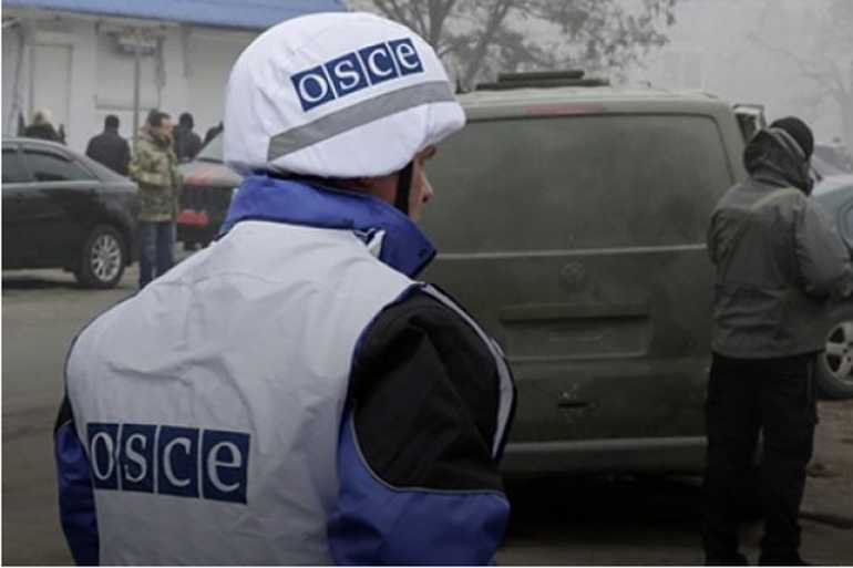 автомобіль-ОБСЄ-підірвався-на-міні-фото